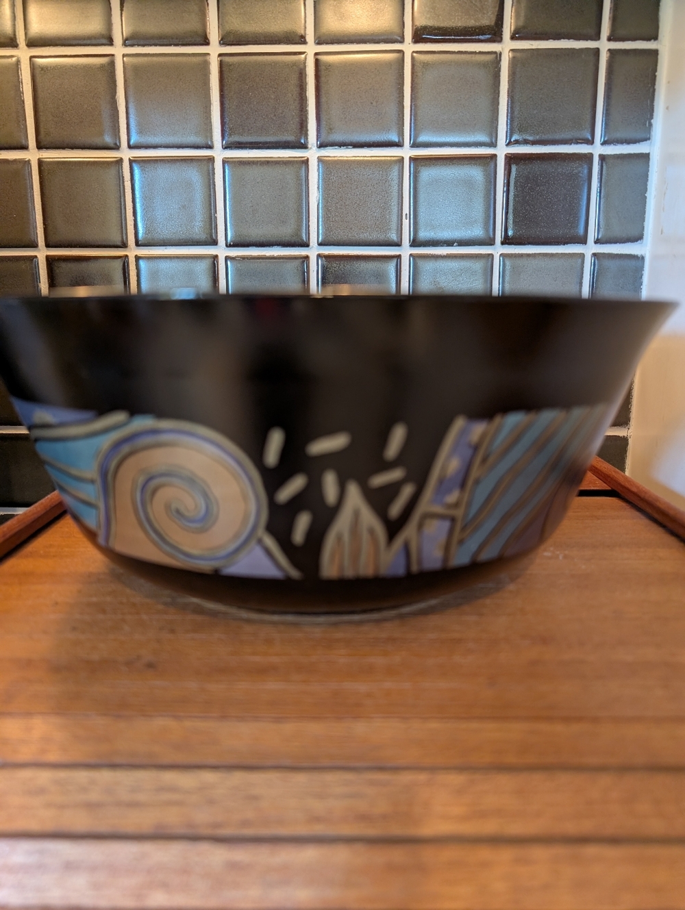 Vintage Arcoroc Tampica Bowl.